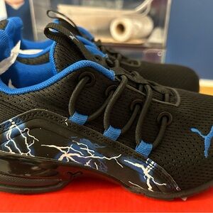 NEW WITH BOX PUMA Sneaker Little Boys 13.5 Softfoam